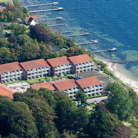 Xlii Apartment *